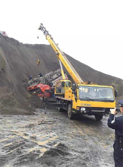 白玉上犹道路救援